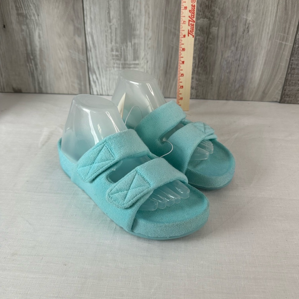 Women’s Turquoise Adjustable Sandals -8
